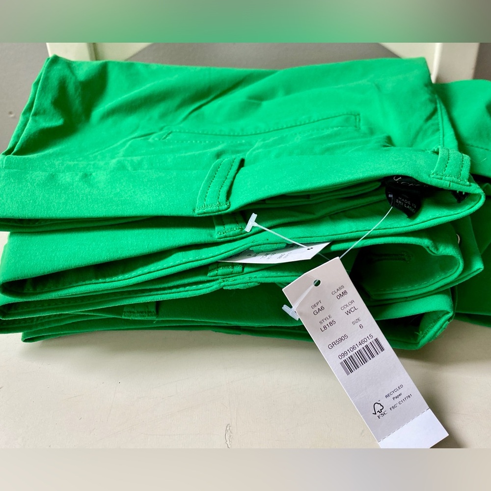 J Crew Reimagined Stretch 5” Chino Shorts NWT. Size 6.